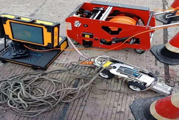 五营CCTV管道检测机器人